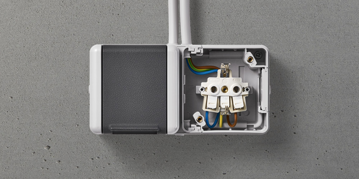 Doppelsteckdose mit Trennsteg bei Elektro Schönefeld GmbH in Ilmenau OT Unterpörlitz