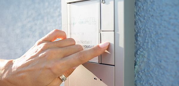 Sprech­anlagen bei Elektro Schönefeld GmbH in Ilmenau OT Unterpörlitz