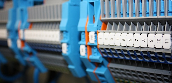 Industrie und Gewerbe bei Elektro Schönefeld GmbH & Co. KG in Ilmenau OT Unterpörlitz